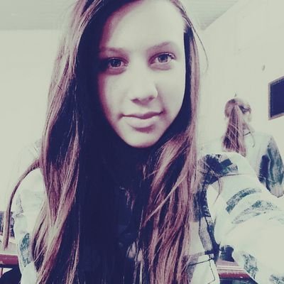 hey guys I love band and youtubers and I am  marryed to music  lyrics are my story