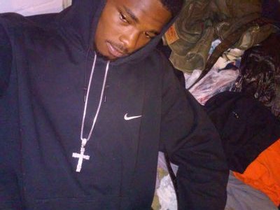 Follow Crack cuz I'm still Dope FMOI:@swaggtrippy also fuck wit the clique K.A.P.