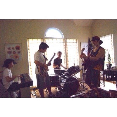 We are an alternative rock band from Maryland. Covers and originals.