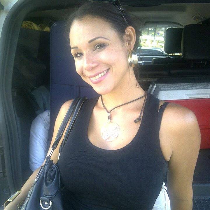 melisaandrade77's profile picture. buscando nuevas amistades y quizás mi pareja ideal Sígueme y te Sigo y ademas te difundo... Gracias amo la música y la buena lectura