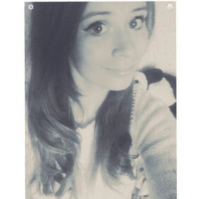 xizzy_2002x's profile picture. uhm