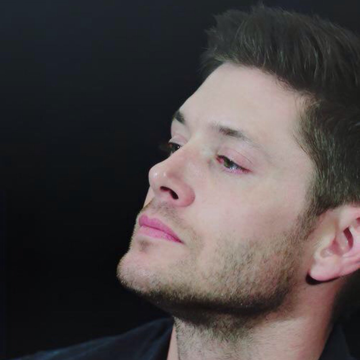 Follow the real @JensenAckles. Why? Because he is Perfect. Your argument is declared invalid. This account is for Ackleholics mostly & mature Supernatural fans.