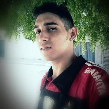Sou αquele que você NUNCA serα,
    Posso nαõ ser perfeito,
Mαis sαõ os meus defeitos que fαzem eu ser único.
