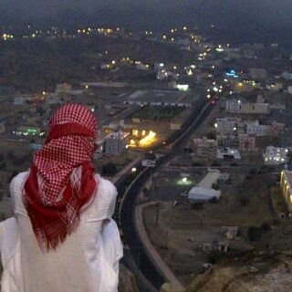 ‏‏‏احب الناس إللي مهما كان تعبيري بنقالي يفهمون قصدي .. ‏‏