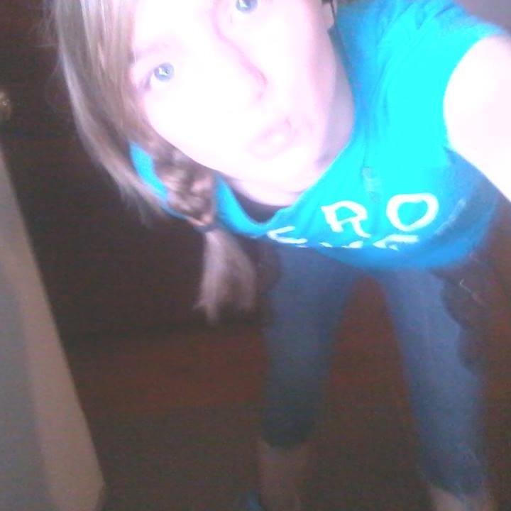 i love to watch t.v. show catfish. @justinbieber/ @vamps / cam /austinmahonne/ i 3 matt