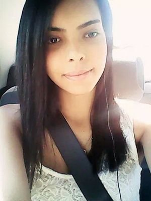 O destino deve estar no olhando, com aquela cara de quem diz: Eu tentei, juntar vocês dois.           Insta: amandamvsz  skype: amanda.drop3  facebook: Amanda F