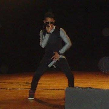 Cantante compositor, guitarrista integrante del duo @flowgalactico1