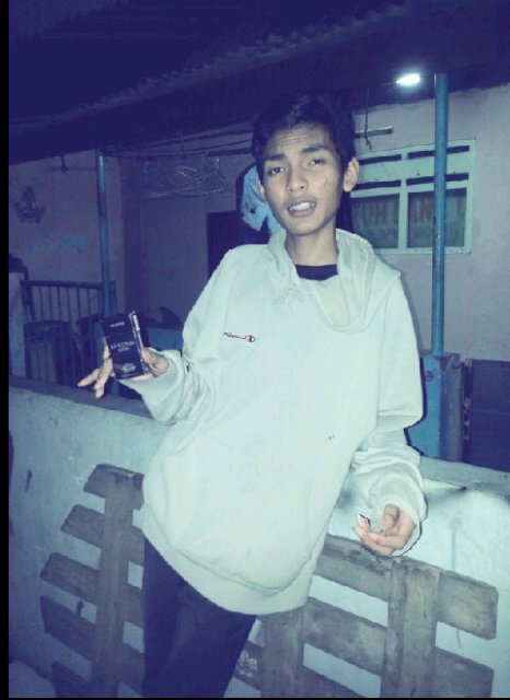 Gak follow back gue juga gak apa-apa kok.....santai aja