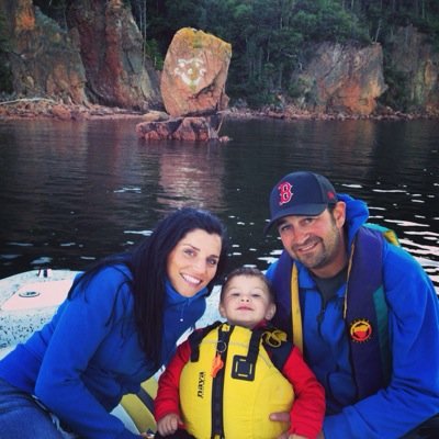 jmn054's profile picture. Je suis une maman et une enseignante passionnée par l'entraînement physique et maniaque du chocolat!