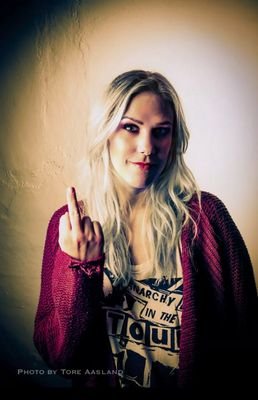 _TinaRasarmus_'s profile picture. Peace & Love & all that shit✌Instagram: Tinarass