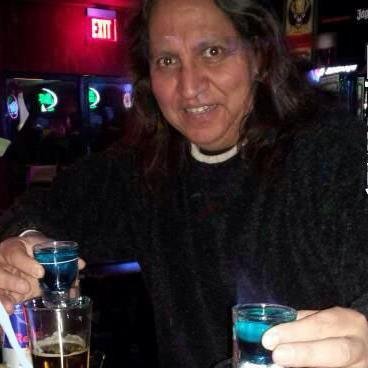 12am making dinks to 8am at Cheers Bar. I make glam fashion pictures for tourists on the LV strip 7027411827