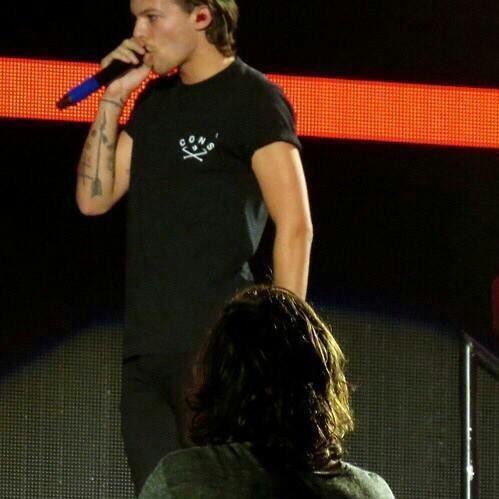 freefol24721605's profile picture. since i've followed you on here,be nice and please follow me back on @die_for_horan ily xxx
keegan allen is perfection