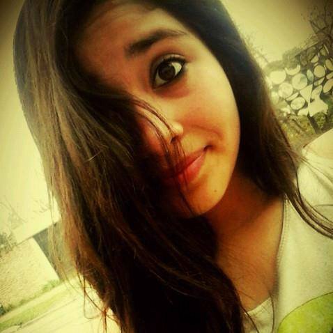 i love bieberlandia Em bueno me llamo solange.. yo soy belieber.. soy de boca  y amo bieberlandiA ..mi Sueño es conocer a justin...