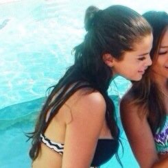 se diz belieber mas nem o shots baixou a porta de saída do fandom é ali