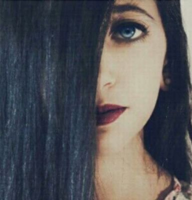 ‏كلكمم زﻵيب، آبها حقتي.