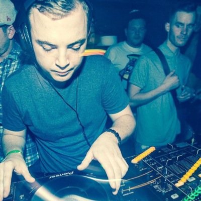 Deep/Tech House DJ/Producer From South East London Check http://t.co/ub37Fw2Re7 For up and coming Gigs, charts and productions