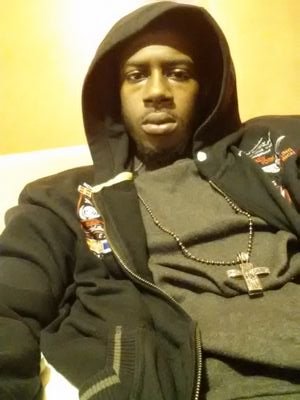 #CENTO CITY #BDN #FUCKMYX #MONEYGANG$$ #IM ON ENT#fatherhood. Follow me on IG @feb_bitch #cmg # john world# lonnievillie #20villie
