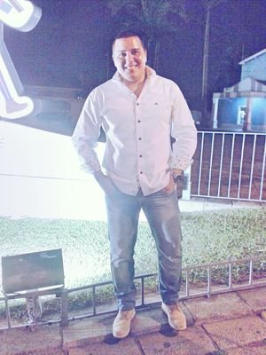 Enamorado de mi flia y de Cerro Porteño del Py ,gracias Dios por tanto..