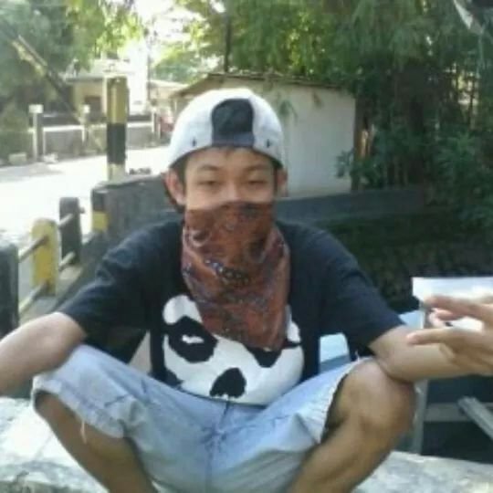 Myname Herlando Putra Kusuma  #24 JHS # 4sekawan # mention just follback # call me herlan # my pin : 7DA31AC6 | GHC Or Die