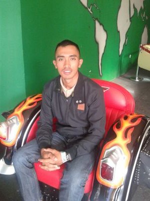 FadLi006's profile picture. F Aksi = F Reaksi . Kesuksesanmu Tergantung Usahamu | Czi | Dita Rahmaika Arumsari's |