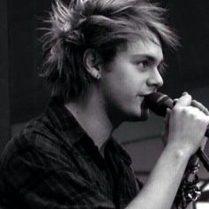 SkarredSkin's profile picture. 