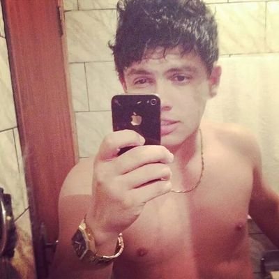 Persista e insista, mas nunca desista, pois um dia você conquista !