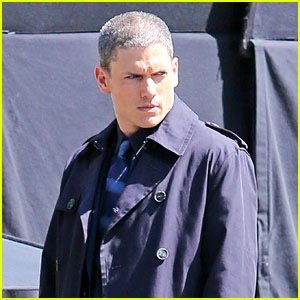 Personal security for @CGreyAnew_RP Married to the amazing @GailTaylorAnew Father to #Sophie and #Mason. #SecurityTeamLeader #FSOGAnew