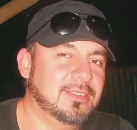 carandyp's profile picture. Diseñador Industrial,  Artista Plástico,  Psicólogo, Músico aficionado, Amante del cine, las artes y la buena cocina.