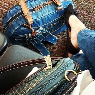 ♥ #Bragging_Rights ♥ #Ghostwriter ♥ #KompasianaCoretanEmbun ♥#WattpadCoretanEmbun ♥ https://t.co/kNfmTEXl0G ♥ https://t.co/Q6BlwgOHbc