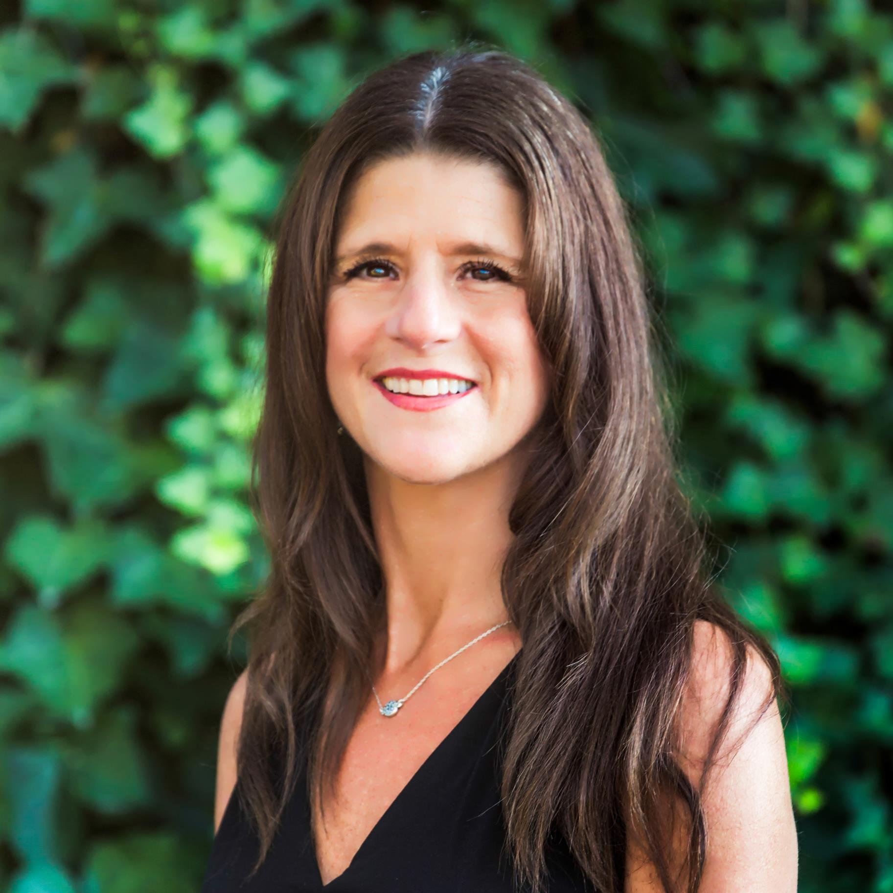 Seattle Native, Down Hill Skier, Managing Broker, Windermere Real Estate Company,Rock Star Realtor for 25 years at Windermere.