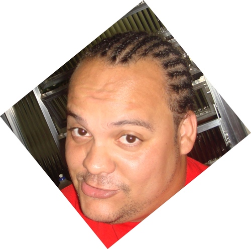 advogado, cozinheiro, analista e candidato a Big Brother!