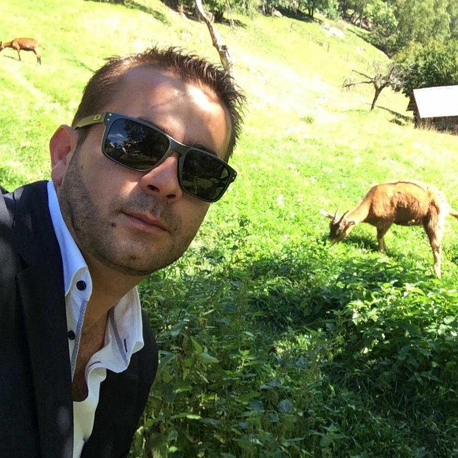 BlaiseLarpin's profile picture. Prof HES-SO Valais/Wallis, Tourisme & Développement régional. 
Passionné, Excessif, Curieux...