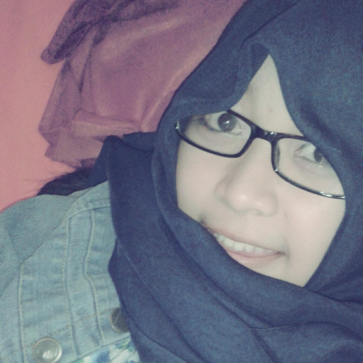 NaniSafitri18's profile picture. Nothing is impossible. Anything can happen as
long as we believe O:)