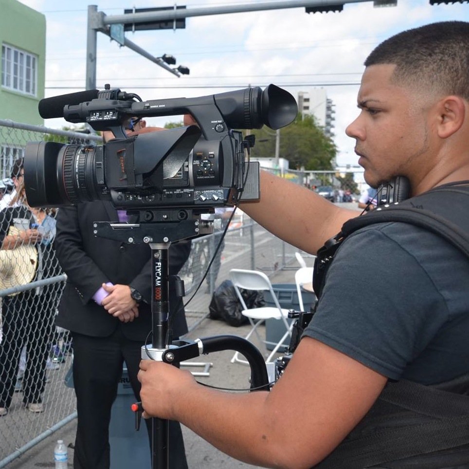 Professional Photographer, Videographer, Producer, Editor, Studio Photography TMZ Videographer/Reporter OpticVisualfilms@gmail.com
