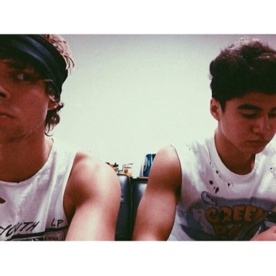 21 • jdb • 1D • 5SOS • cody & alli follow • jano4/5 • UJ • O2L • Nash, Cam & Shawn follow ✖️ ♡Youtubers♡ • insta: sincerelyale_