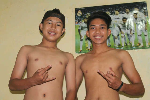 ✉221BDA8E