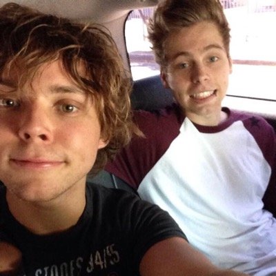 EMPTYGOLDAFl's profile picture. @badgirlcth