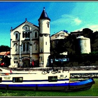 Hire of quality narrowboats & wide beam boats on the Canal du Midi