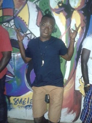 Heugineckaies's profile picture. great person to be with....wil lyk every bit of me....cn try