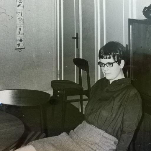 MetteSmette's profile picture. Live music/ booking person and occasional hack at PassiveAggressive.dk. Allergic to BS. Should've been born in another era. All opinions + obsessions my own.