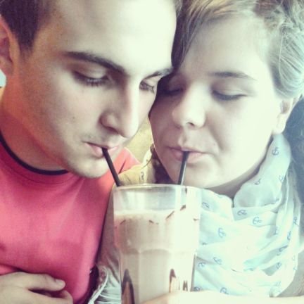 Alex_calvi's profile picture. Madridista de corazon. Ser lo que somos,para siempre nosotros.                                                           Sandra Lopez♡