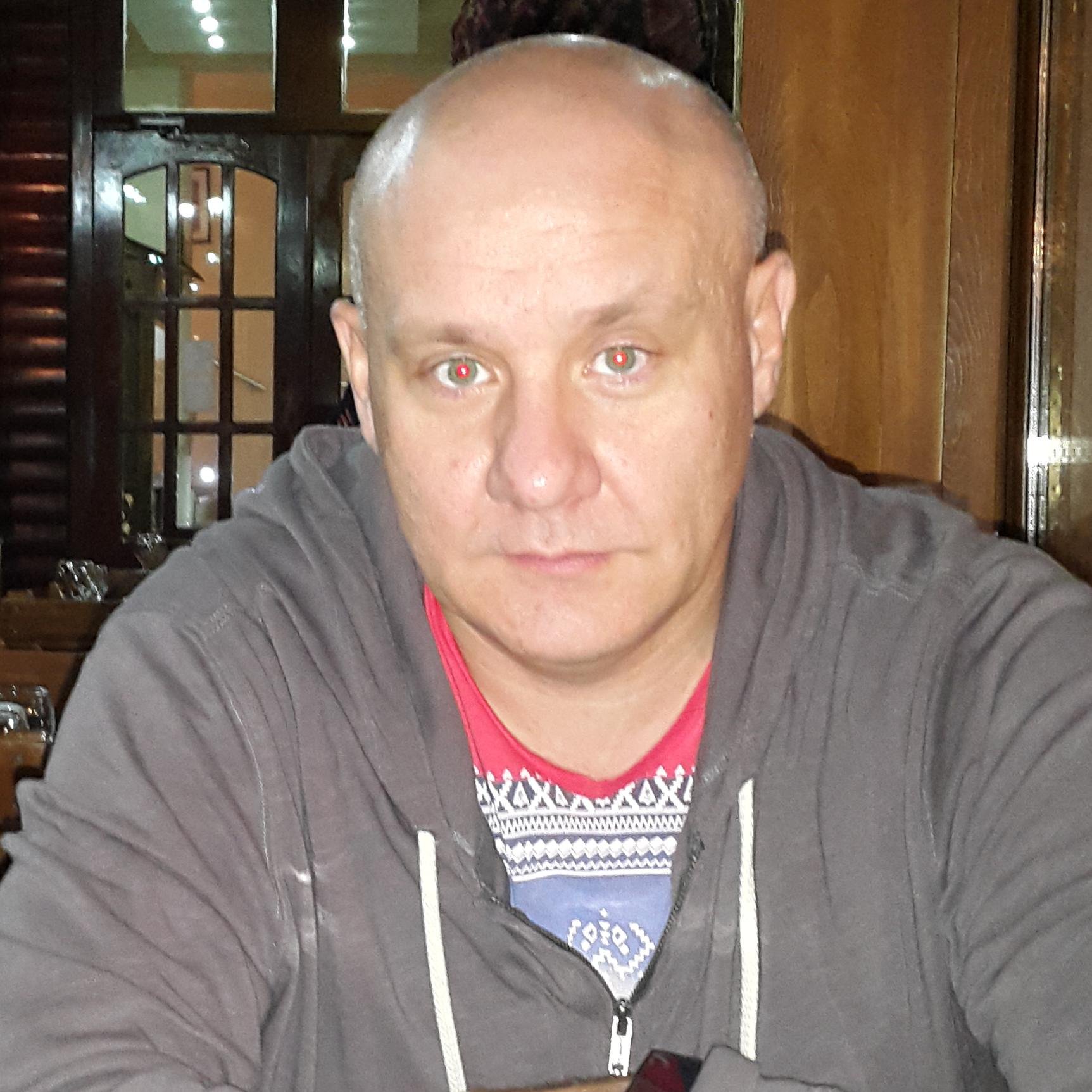 DMYTRO B (dmytro_bond1972) Twitter