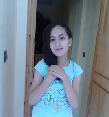 Nisrineshakira's profile picture. 