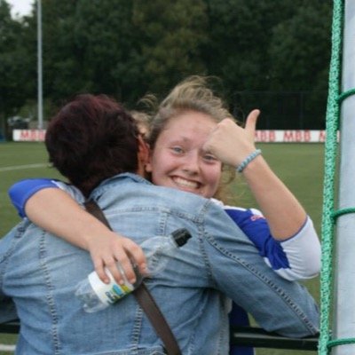 - Bobbi is mijn alles 3 xoxo laura 
- 15-05-14 R.I.P pap, ik mis je..