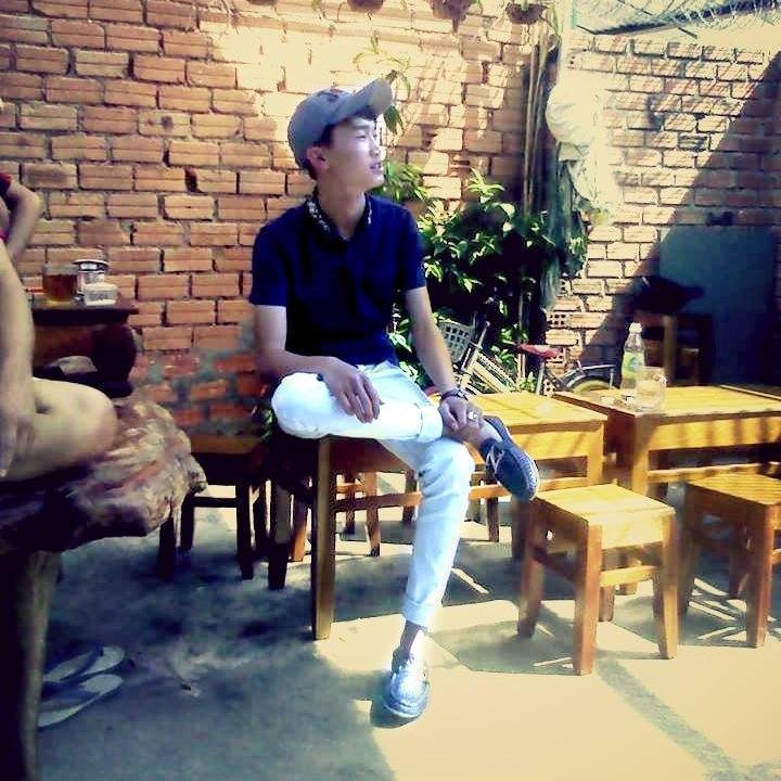 Phấn Đấu