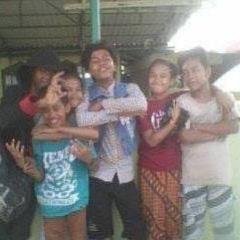 My name : Kiki nur rizky amelia;)MARII BERTEMAN =D BIG FAMILLY ALIG?LAFFYOU♡ || muhammadsalimpratama♡31

 sawahlio slw;)