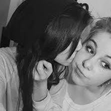 2dedinhoo's profile picture. Lésbicas são apenas mulheres que têm bom gosto.