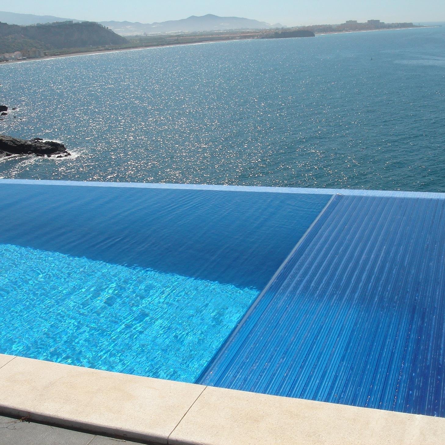 SWIM SAFE B.V. is a manufacturer of automatic slats pool covers for swimming pools and Poolcontrolsystems.