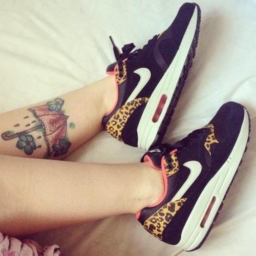Desde las conocidísimas Air Max de Nike hasta magníficos relojes de Adidas, pasando por muchos otros productos de marca pueden ser tuyos. MD para contacto