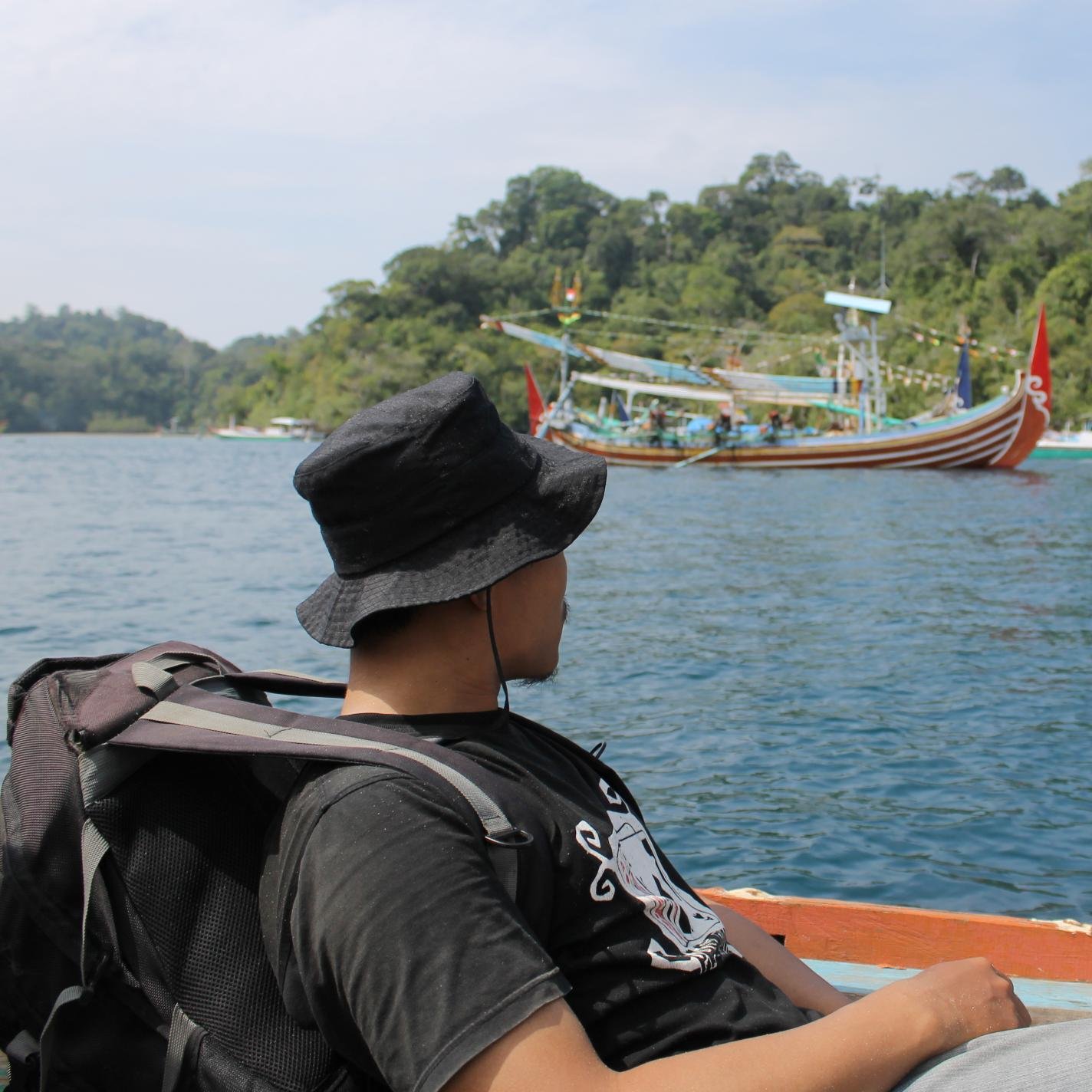 hamdan_ali38's profile picture. Alumni SASINDO Unisma malang, saat ini berusaha merawat nasionalisme dg mengajar Bahasa Indonesia di SMA